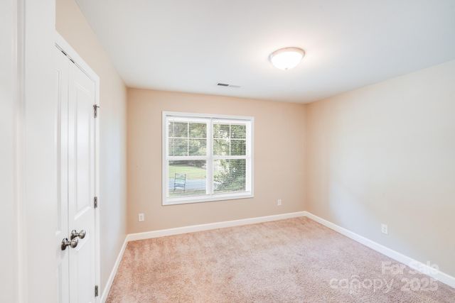 64 Hawthorne Street SW, Concord, NC 28027