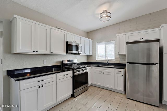 3013 Beachcomber Drive A, El Paso, TX 79936