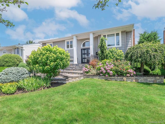 2923 Len Drive, Bellmore, NY 11710