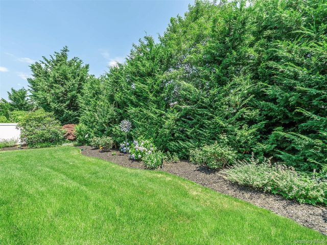 2923 Len Drive, Bellmore, NY 11710