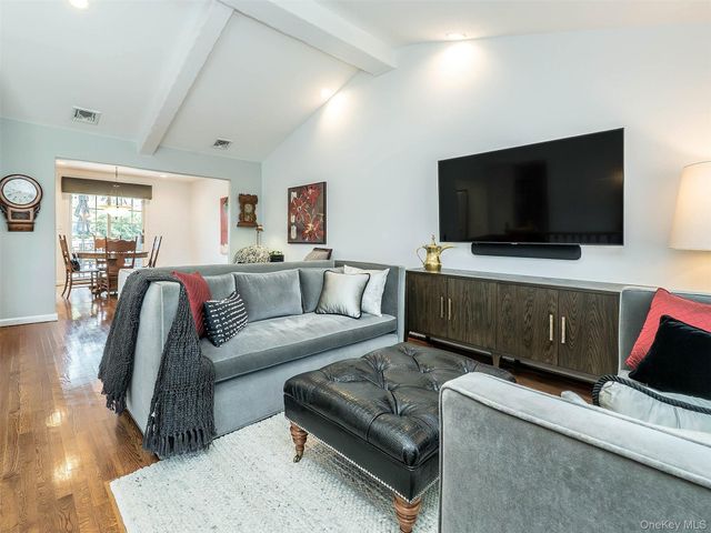 2923 Len Drive, Bellmore, NY 11710