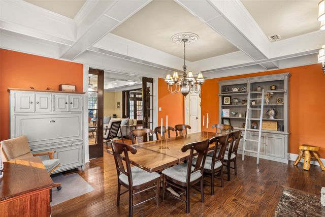 114 E University Avenue, Waxahachie, TX 75165