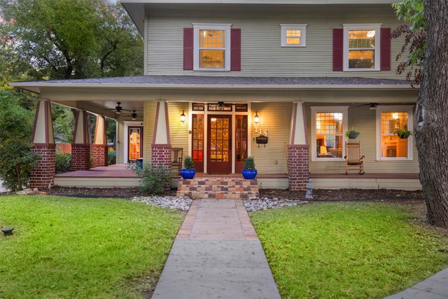 114 E University Avenue, Waxahachie, TX 75165