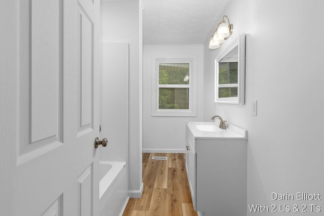2110 Worden Street, Lansing, MI 48910
