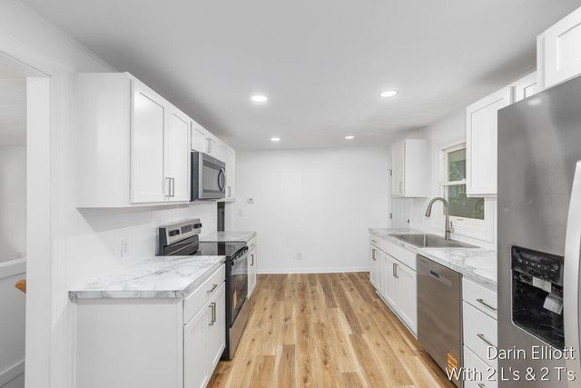 2110 Worden Street, Lansing, MI 48910