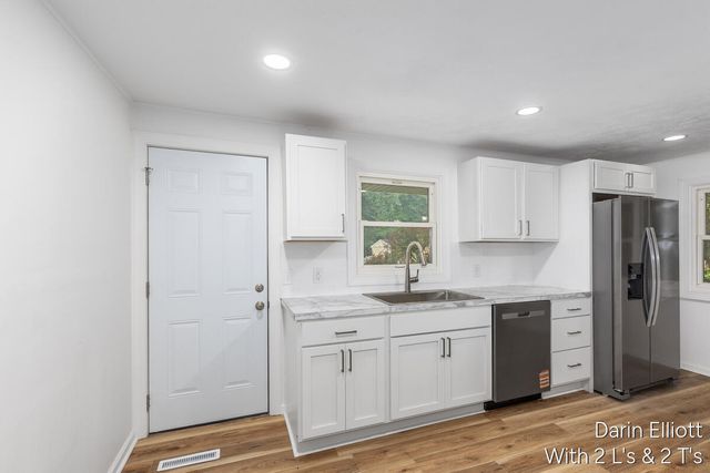 2110 Worden Street, Lansing, MI 48910