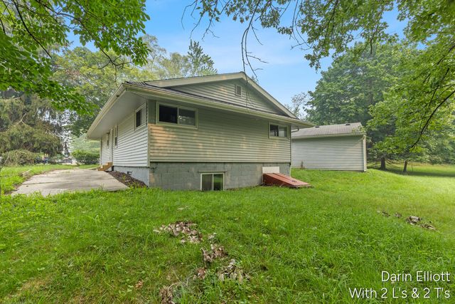 2110 Worden Street, Lansing, MI 48910