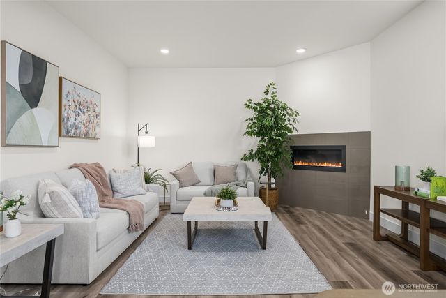 647 S 150th Street, Burien, WA 98148