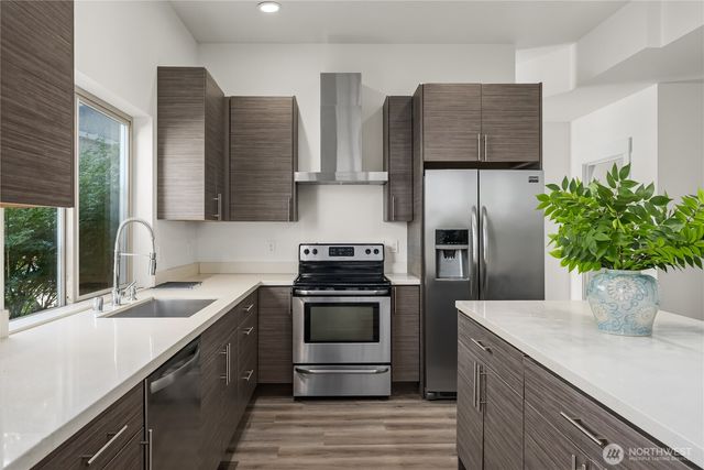 647 S 150th Street, Burien, WA 98148