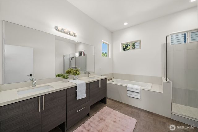 647 S 150th Street, Burien, WA 98148