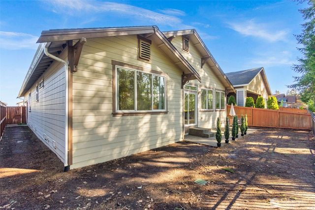 8231 Orcas Loop NE, Lacey, WA 98516