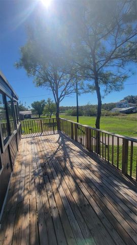 12018 Sandpiper Road, Angleton, TX 77515