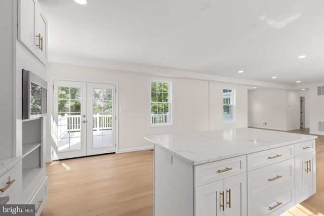 19005 TIDEWATER TRL, Fredericksburg, VA 22408
