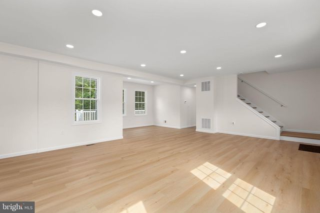 19005 TIDEWATER TRL, Fredericksburg, VA 22408