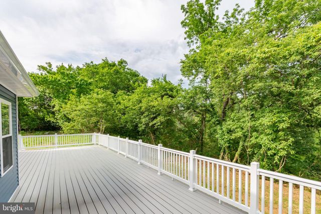 19005 TIDEWATER TRL, Fredericksburg, VA 22408