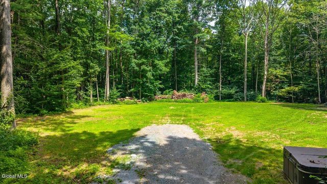 39 Elmore Robinson Road, Stillwater, NY 12118