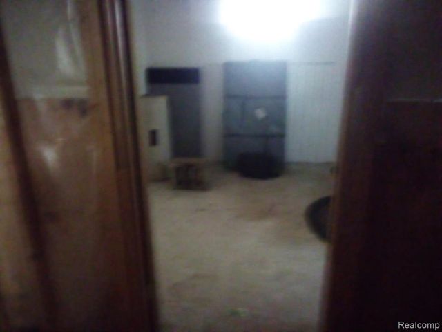 5255 N Seymour Road, Flushing, MI 48433