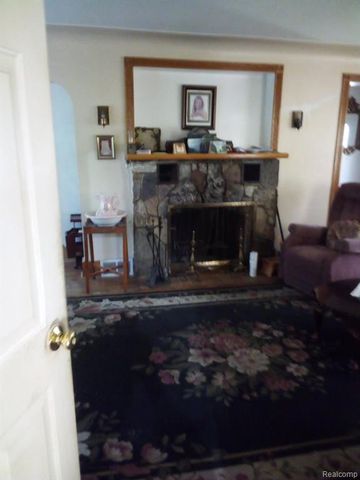 5255 N Seymour Road, Flushing, MI 48433