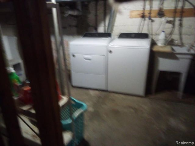 5255 N Seymour Road, Flushing, MI 48433