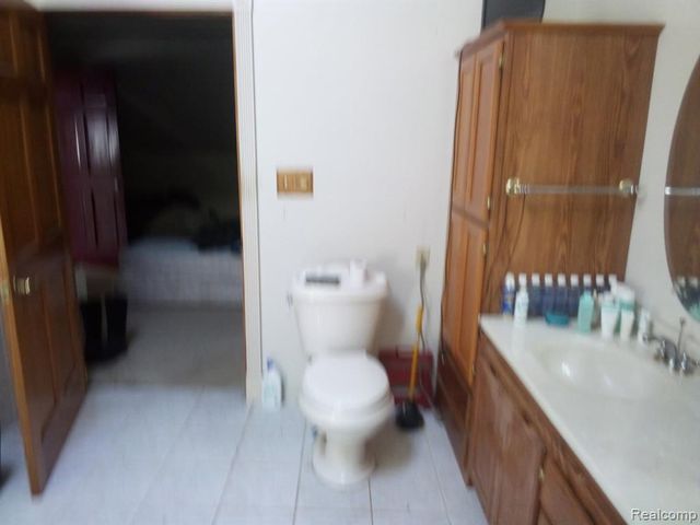 5255 N Seymour Road, Flushing, MI 48433