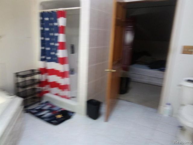 5255 N Seymour Road, Flushing, MI 48433
