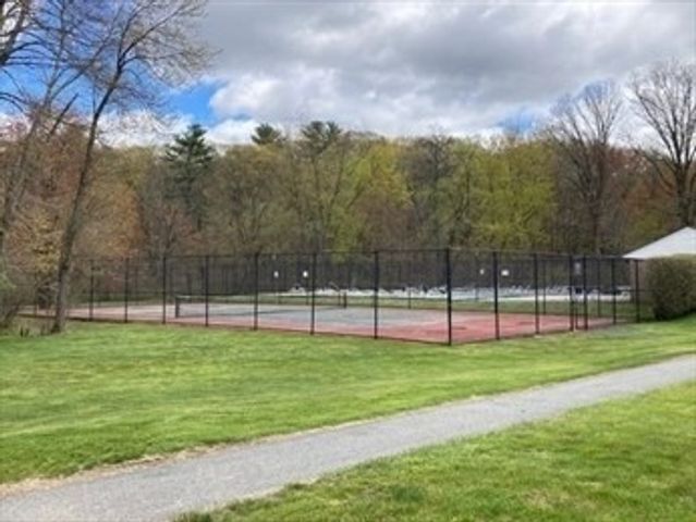 100C Washington Park Dr. 9, Andover, MA 01810
