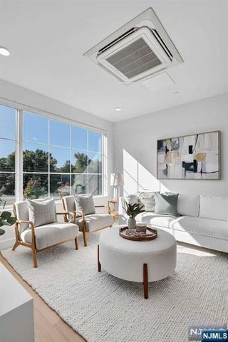 35 Jefferson Avenue 200, Westwood, NJ 07675