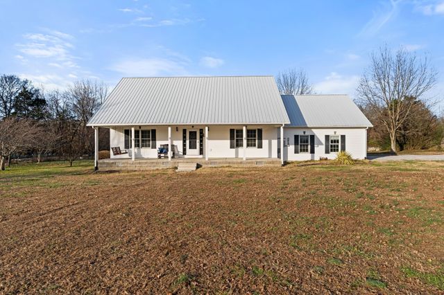 954 Newt Vanattia Rd, Hillsboro, TN 37342