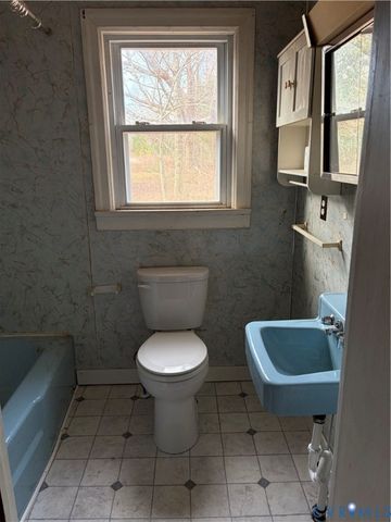 275 Anderson Hwy, Cumberland, VA 23040