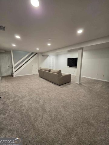 405 Hobo Lane, Woodstock, GA 30189