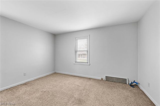 942 E 236th Street, Euclid, OH 44123