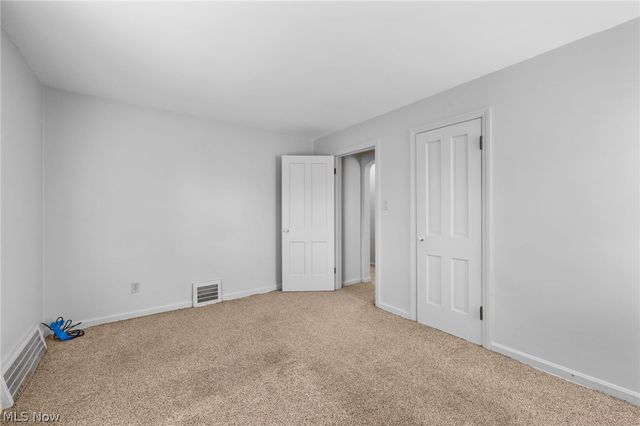 942 E 236th Street, Euclid, OH 44123