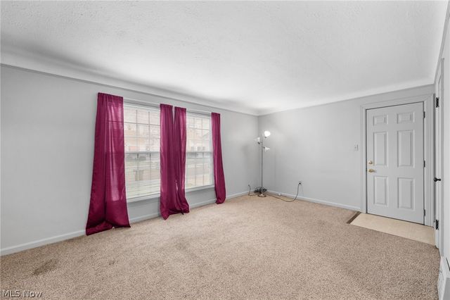 942 E 236th Street, Euclid, OH 44123