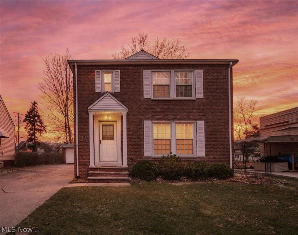 942 E 236th Street, Euclid, OH 44123