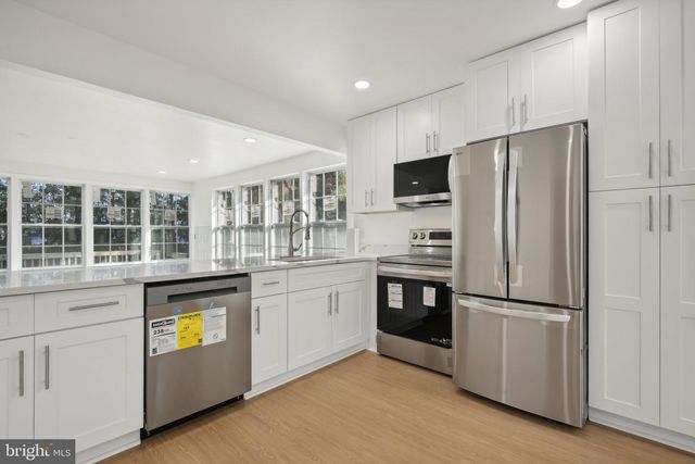 1432 HOLLY VISTA DR, Colonial Beach, VA 22443