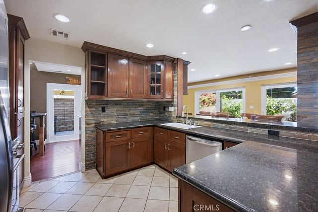 1751 Moccasin Trail, Corona, CA 92882