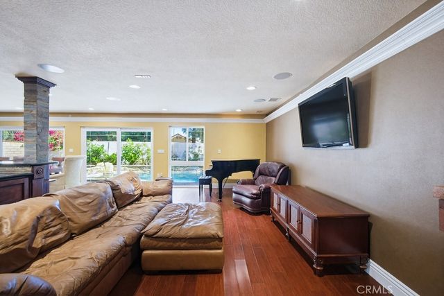 1751 Moccasin Trail, Corona, CA 92882