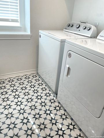 10643 W Military Dr, San Antonio, TX 78251