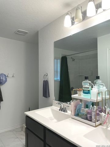 10643 W Military Dr, San Antonio, TX 78251