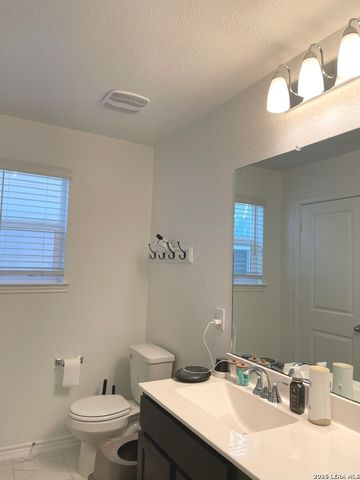 10643 W Military Dr, San Antonio, TX 78251