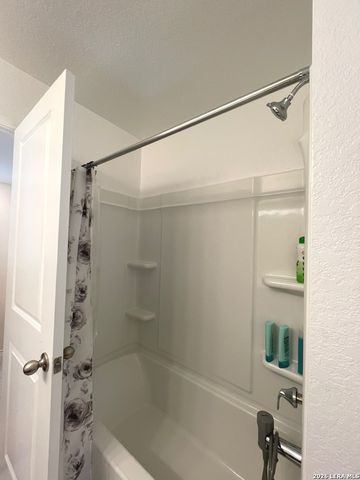 10643 W Military Dr, San Antonio, TX 78251