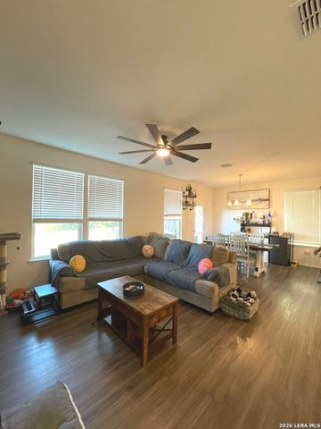 10643 W Military Dr, San Antonio, TX 78251