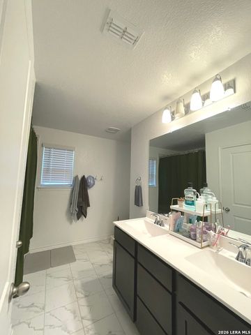 10643 W Military Dr, San Antonio, TX 78251