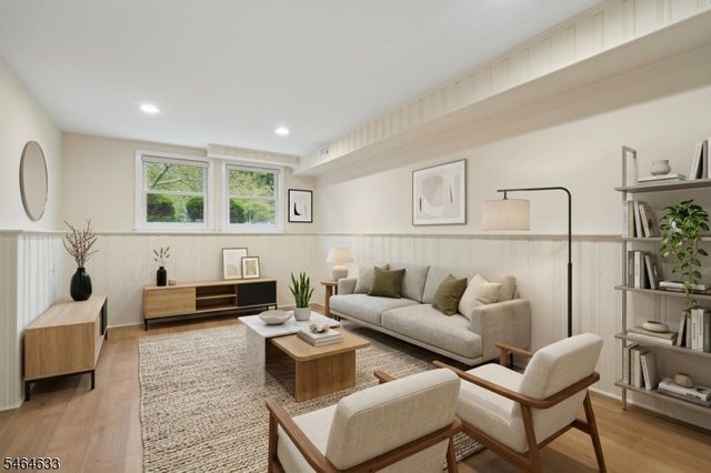 91 Ridge Dr, Livingston Twp., NJ 07039