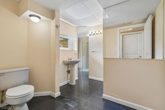 91 Ridge Dr, Livingston Twp., NJ 07039
