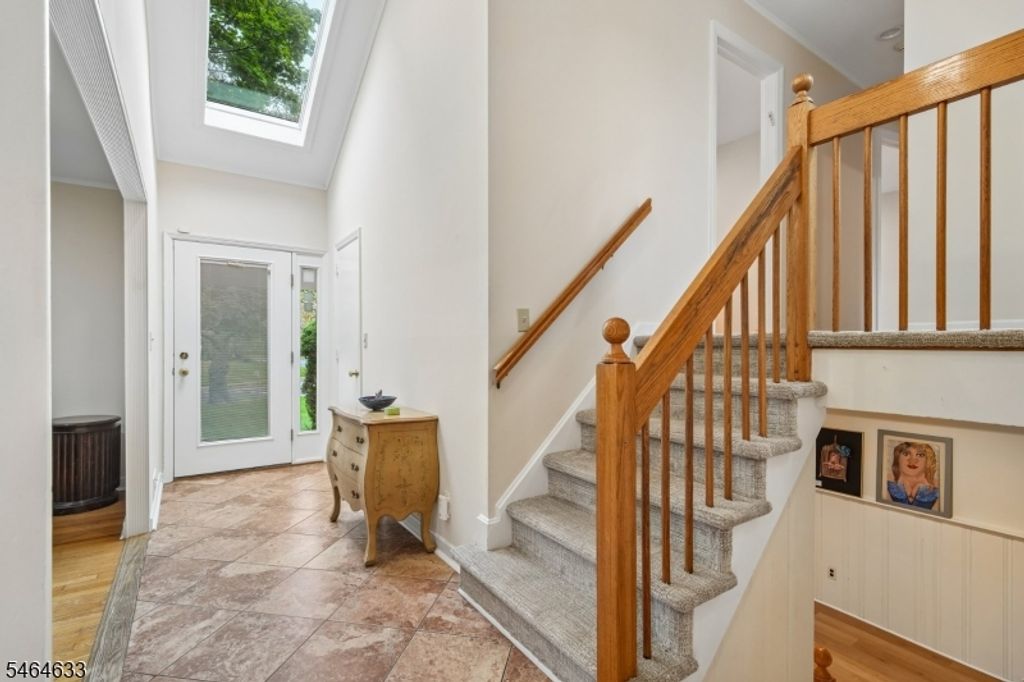 91 Ridge Dr, Livingston Twp., NJ 07039 — photo 4