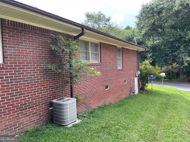 102 Watkins Street, Toccoa, GA 30577