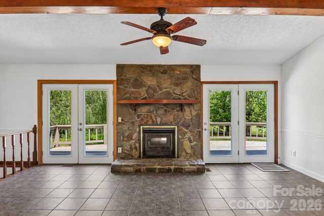 48 Chambers View Drive, Clyde, NC 28721