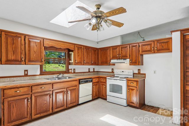 48 Chambers View Drive, Clyde, NC 28721