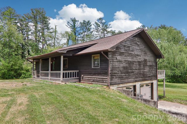 48 Chambers View Drive, Clyde, NC 28721